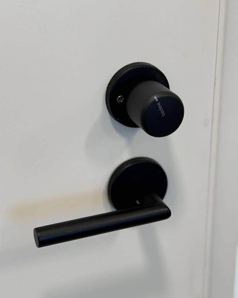 tedee-black-lock-home