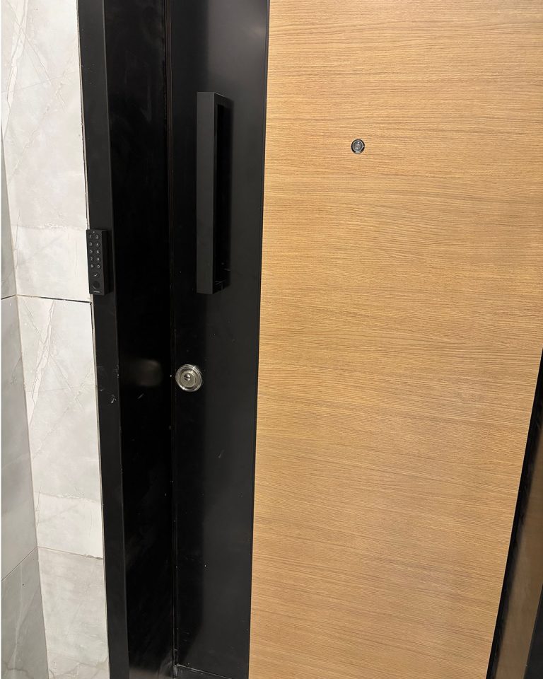 מנעול חכם Tedee Pro 15 tedee-door-exterior