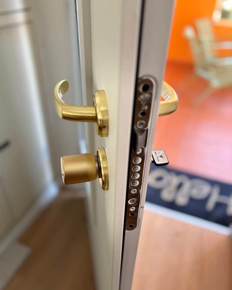 מנעול חכם Tedee Pro 9 tedee-door-lock-detail